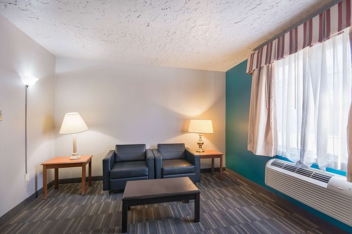 Imagen de la habitación del Hotel Econo Lodge Inn and Suites, Oklahoma City. Foto 4