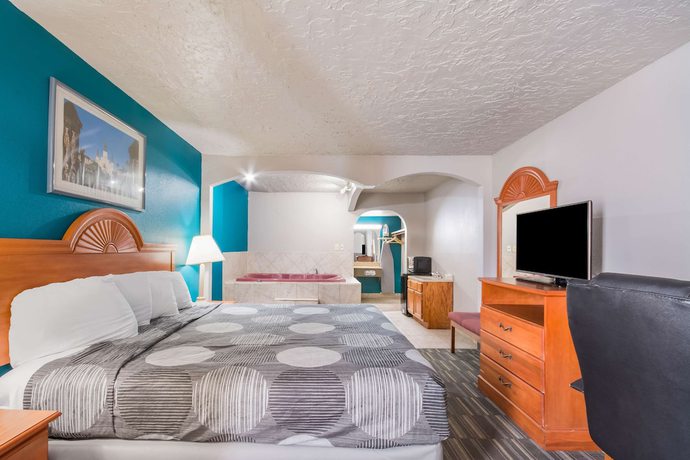 Imagen de la habitación del Hotel Econo Lodge Inn and Suites, Oklahoma City. Foto 5