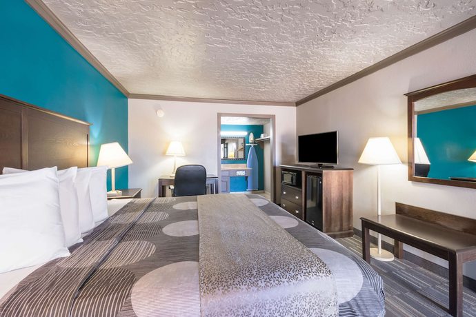 Imagen de la habitación del Hotel Econo Lodge Inn and Suites, Oklahoma City. Foto 8