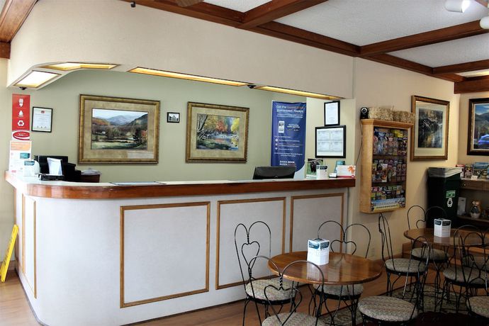 Imagen de los interiores del Hotel Econo Lodge Inn and Suites On The River. Foto 20