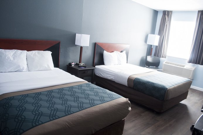 Imagen de la habitación del Hotel Econo Lodge Inn and Suites South. Foto 7