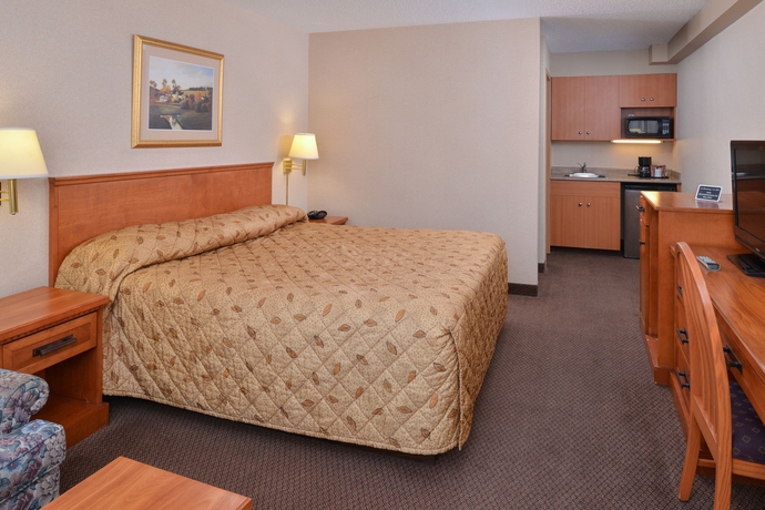 Imagen de la habitación del Hotel Econo Lodge Inn and Suites University. Foto 11