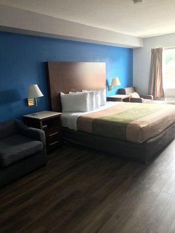 Imagen de la habitación del Hotel Econo Lodge Inn and Suites, Virginia Beach. Foto 14