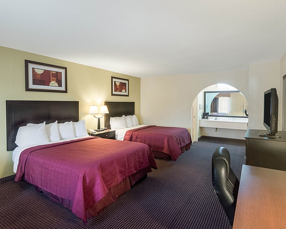 Imagen de la habitación del Hotel Econo Lodge Inn and Suites West - Energy Corridor. Foto 4