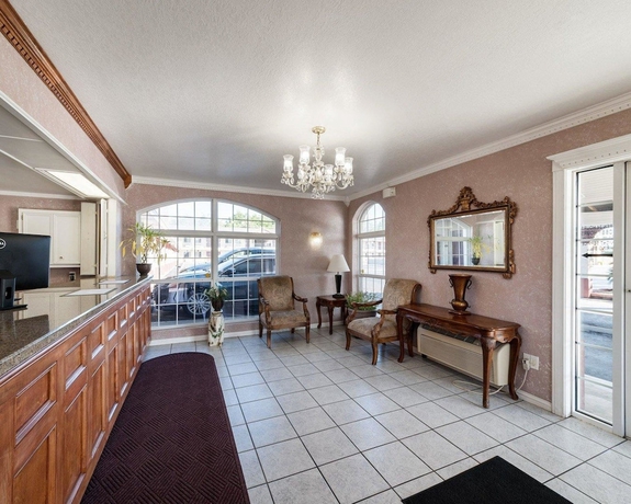 Imagen de los interiores del Hotel Econo Lodge Jasper. Foto 17