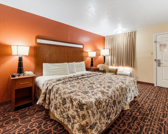 Imagen de la habitación del Hotel Econo Lodge Jasper. Foto 12