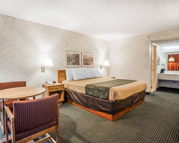 Imagen de la habitación del Hotel Econo Lodge Jefferson City. Foto 9