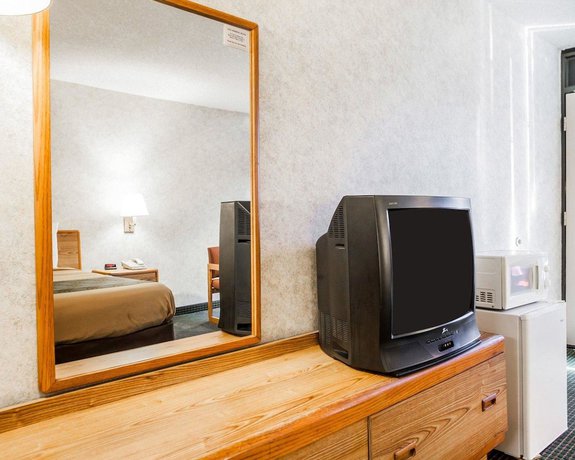 Imagen de la habitación del Hotel Econo Lodge Jefferson City. Foto 11