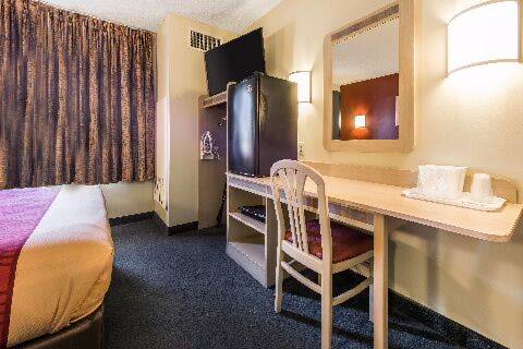 Imagen de la habitación del Hotel Econo Lodge Johnstown. Foto 3