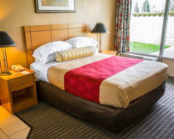 Imagen de la habitación del Hotel Econo Lodge, Joliet. Foto 8
