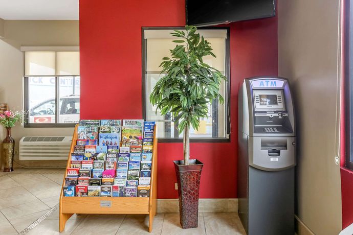 Imagen de los interiores del Hotel Econo Lodge, Joliet. Foto 18