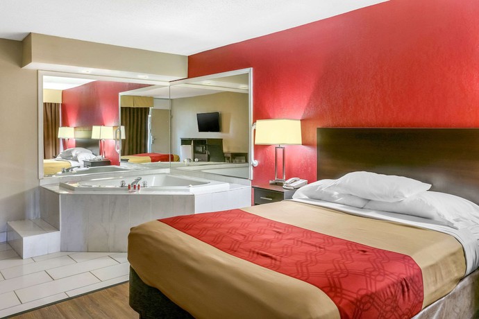 Imagen de la habitación del Hotel Econo Lodge, Joliet. Foto 15