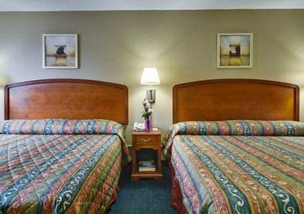 Imagen de la habitación del Hotel Econo Lodge Kalamazoo. Foto 7