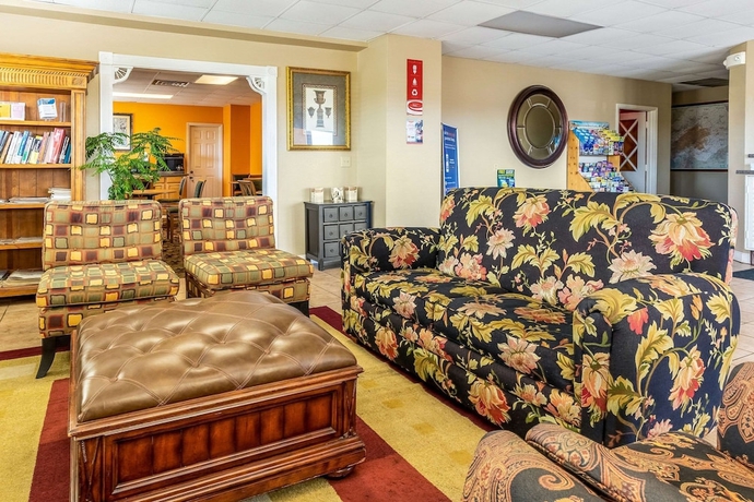 Imagen de los interiores del Hotel Econo Lodge, Knoxville. Foto 16