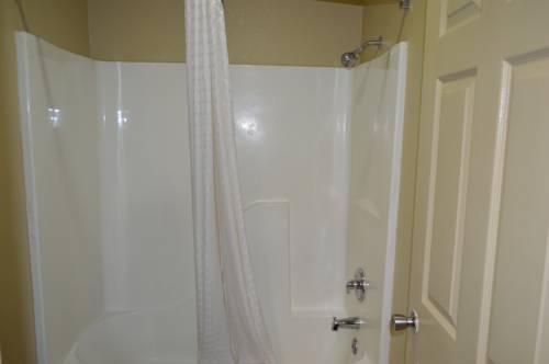 Imagen de la habitación del Hotel Econo Lodge Lake Charles University Area. Foto 3