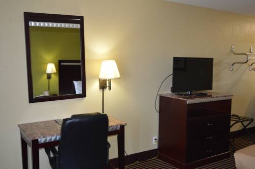 Imagen de la habitación del Hotel Econo Lodge Lake Charles University Area. Foto 6