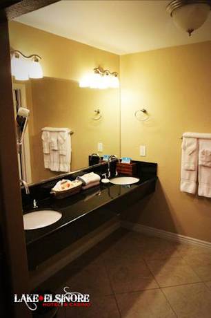 Imagen de la habitación del Hotel Econo Lodge Lake Elsinore Casino. Foto 2