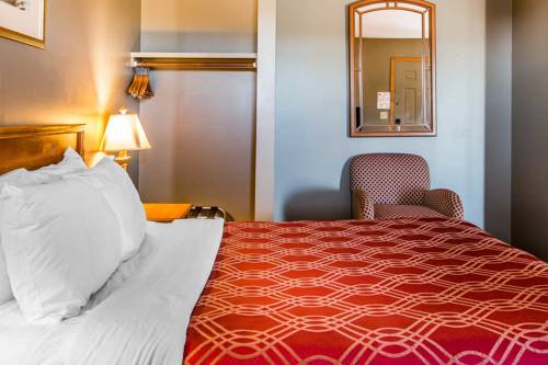 Imagen de la habitación del Hotel Econo Lodge Lakeview. Foto 7