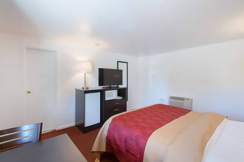 Imagen de la habitación del Hotel Econo Lodge Lee - Great Barrington. Foto 11