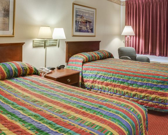Imagen de la habitación del Hotel Econo Lodge Little Creek. Foto 5