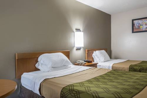 Imagen de la habitación del Hotel Econo Lodge Live Oak. Foto 8