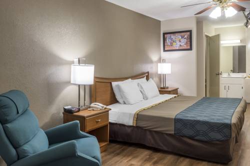 Imagen de la habitación del Hotel Econo Lodge Live Oak. Foto 12