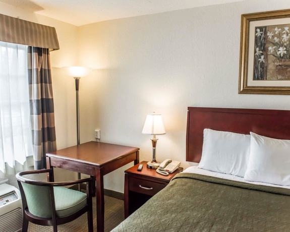 Imagen de la habitación del Hotel Econo Lodge, Lloyd. Foto 17