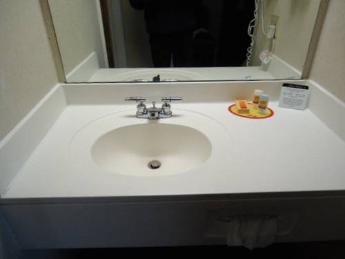 Imagen de la habitación del Hotel Econo Lodge London, London. Foto 2