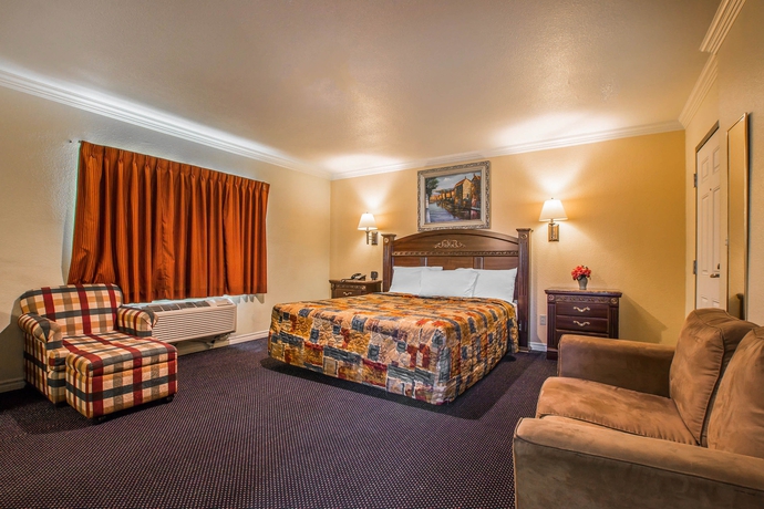 Imagen de la habitación del Hotel Econo Lodge Long Beach I-405. Foto 9