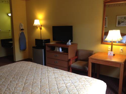 Imagen de la habitación del Hotel Econo Lodge Louisville Airport. Foto 13