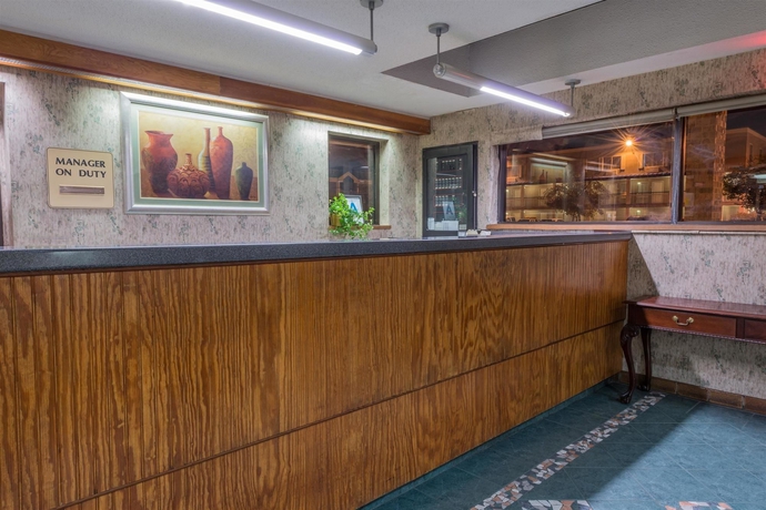 Imagen de los interiores del Hotel Econo Lodge Louisville East. Foto 13