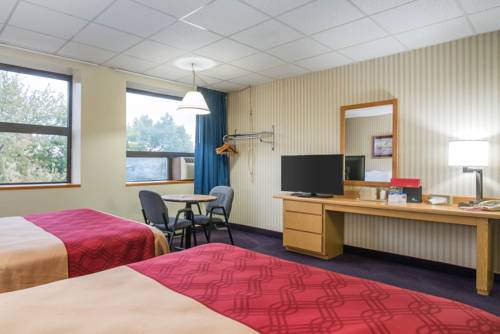 Imagen de la habitación del Hotel Econo Lodge, Manchester. Foto 9