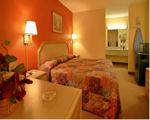 Imagen de la habitación del Hotel Econo Lodge Marshall. Foto 5