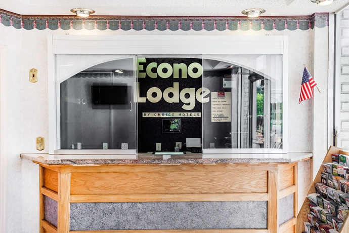 Imagen de los interiores del Hotel Econo Lodge Mc Donough. Foto 14