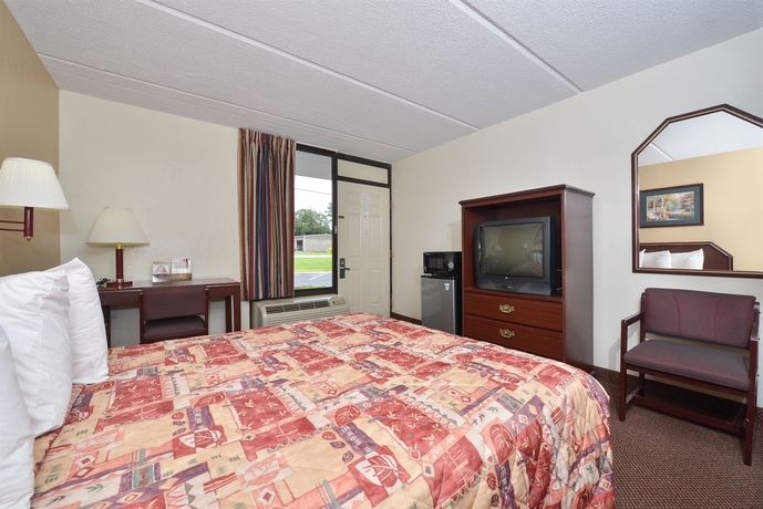 Imagen de la habitación del Hotel Econo Lodge Midtown. Foto 9