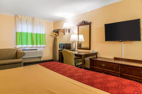 Imagen de la habitación del Hotel Econo Lodge Milldale-southington. Foto 3