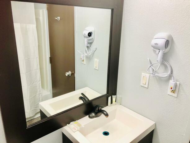 Imagen general del Hotel Econo Lodge Montgomery South I-65. Foto 5