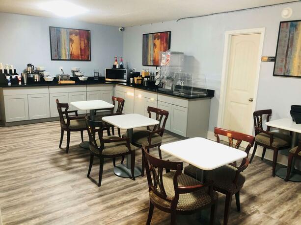 Imagen general del Hotel Econo Lodge Montgomery South I-65. Foto 24
