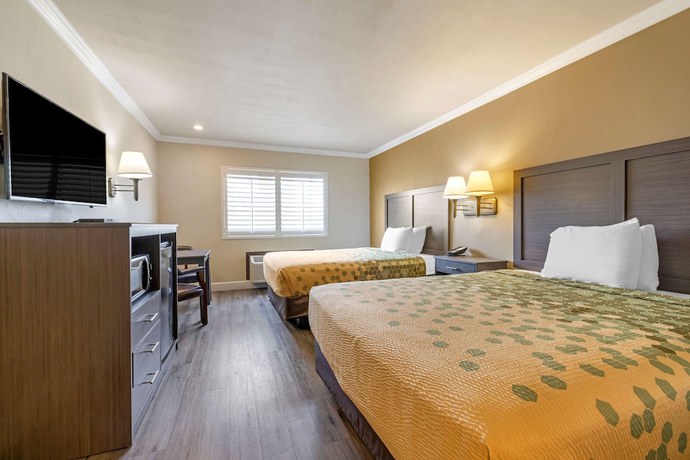 Imagen de la habitación del Hotel Econo Lodge Moreno Valley. Foto 13