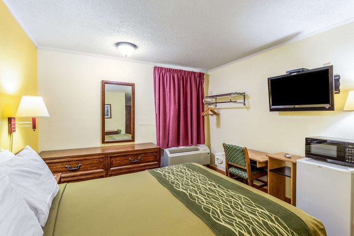 Imagen de la habitación del Hotel Econo Lodge, Morgantown. Foto 3