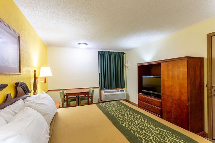 Imagen de la habitación del Hotel Econo Lodge, Morgantown. Foto 10