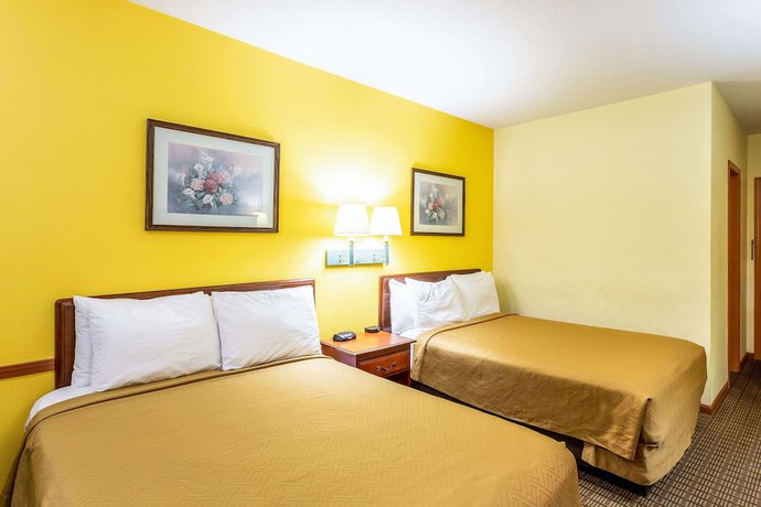 Imagen de la habitación del Hotel Econo Lodge, Morgantown. Foto 14