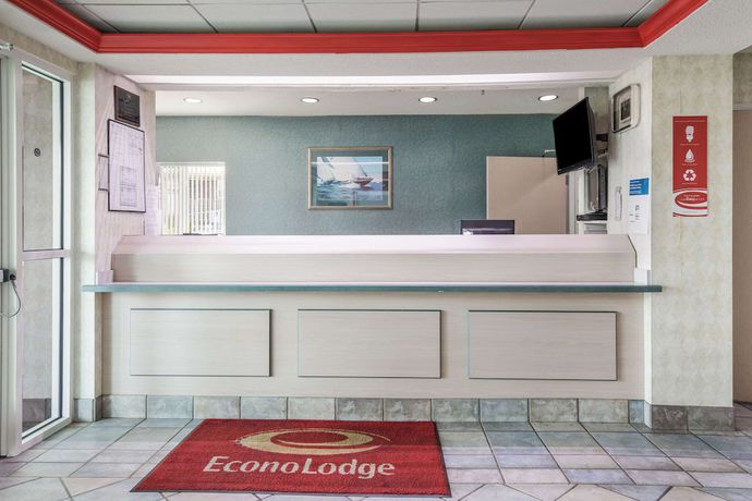 Imagen de los interiores del Hotel Econo Lodge Morristown. Foto 15