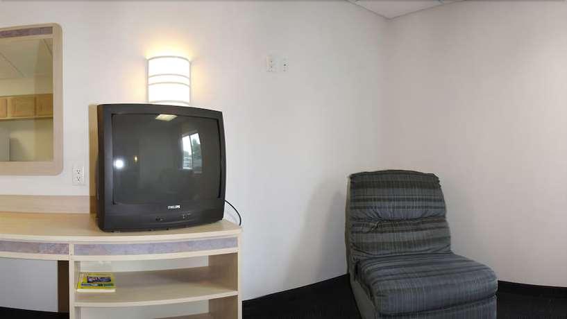 Imagen de la habitación del Hotel Econo Lodge Morristown. Foto 4