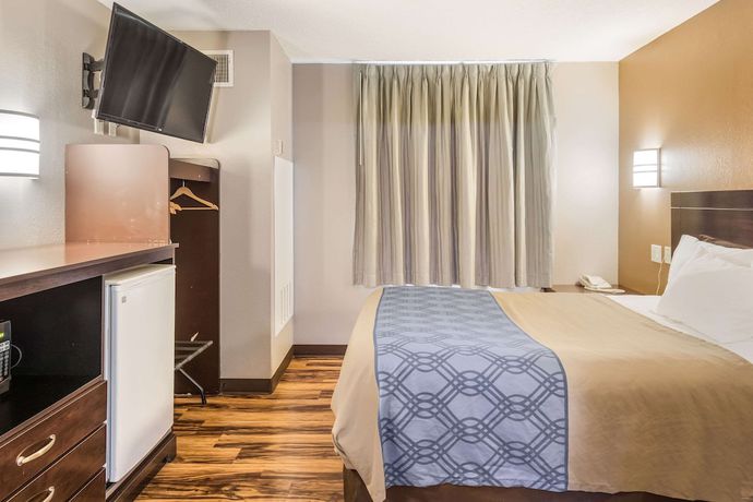 Imagen de la habitación del Hotel Econo Lodge Morristown. Foto 5