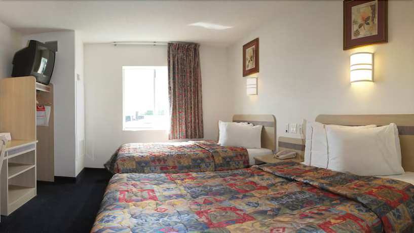Imagen de la habitación del Hotel Econo Lodge Morristown. Foto 14