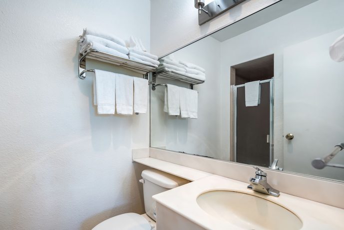 Imagen de la habitación del Hotel Econo Lodge, Moses Lake. Foto 5