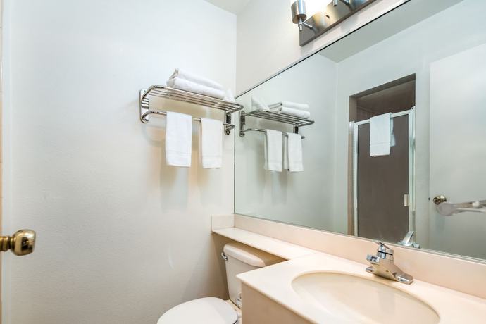 Imagen de la habitación del Hotel Econo Lodge, Moses Lake. Foto 16