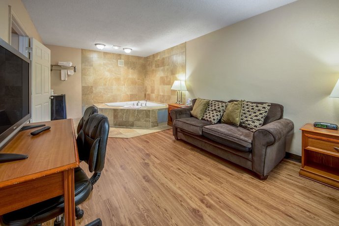 Imagen de la habitación del Hotel Econo Lodge Mt Laurel. Foto 14