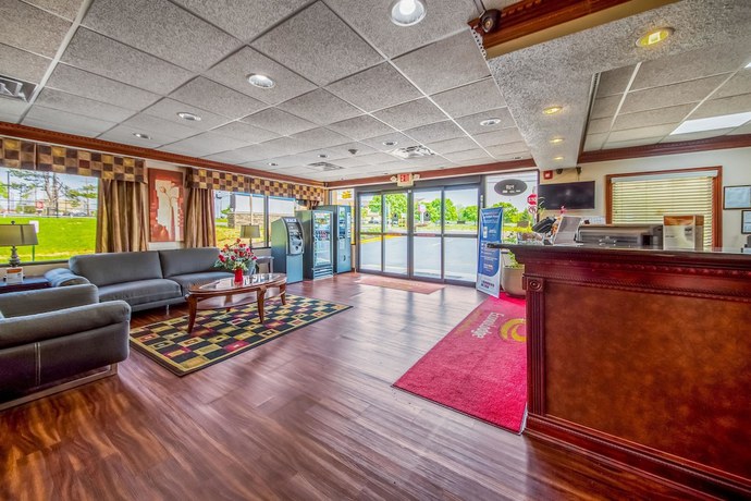 Imagen de los interiores del Hotel Econo Lodge Mt Laurel. Foto 19